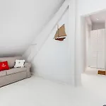 Апартаменти Totu Bema Seaside *